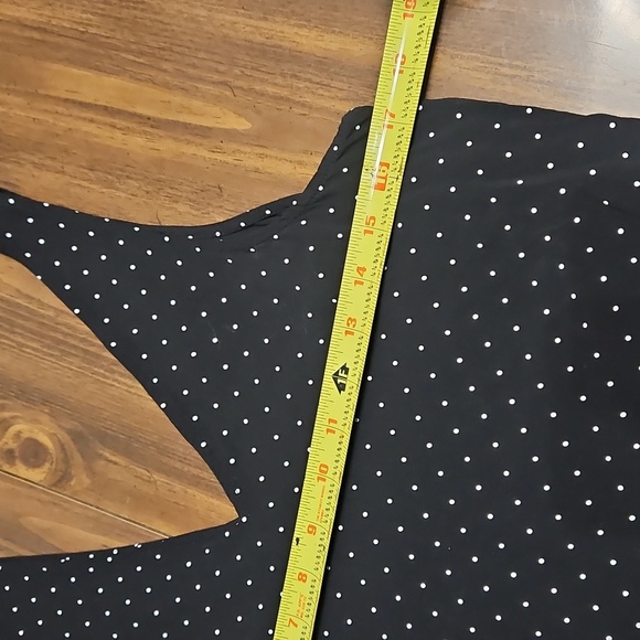 Black Polka Dot Sleeveless Top - Picture 4 of 8